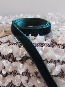 Hunter Green 3/8" Velvet Ribbon