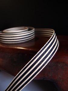 Black & Ivory Seersucker Striped Grosgrain - Black & Ivory Striped