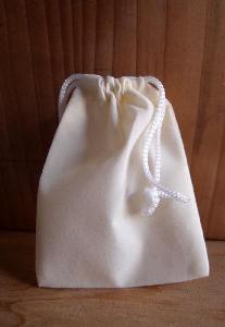 Ivory Velvet Bags - 100pcs/pack. 1 pack minimum.