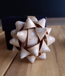 Kraft Paper White Christmas Trees 2" Star Bows - 2" Star Bows