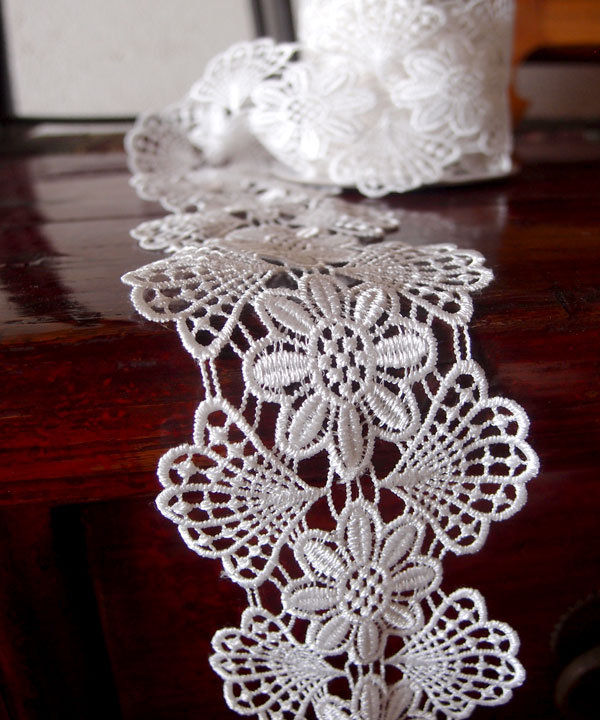 Embroidery Floral Lace Ribbon - 2 3/4" x 5Y