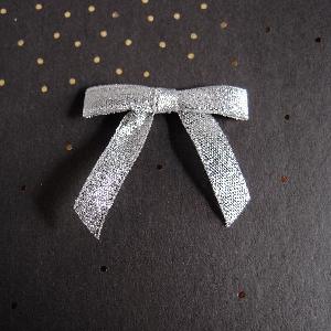 Pre-Tied Metallic Silver Bows 3/8" - 3/8"