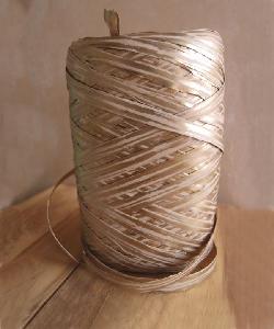 Upscale Raffia Gold & White  - 5mmx50 meters