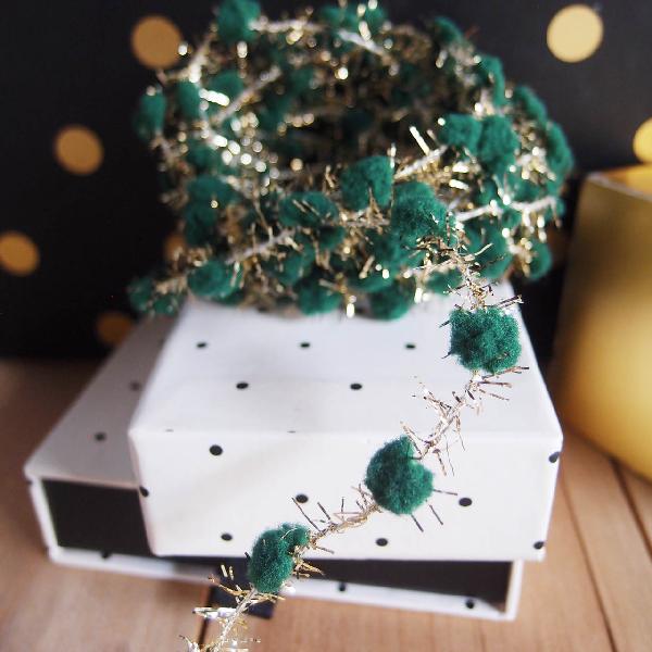 Wired Green Pom Poms with Gold Tinsel - 10yd