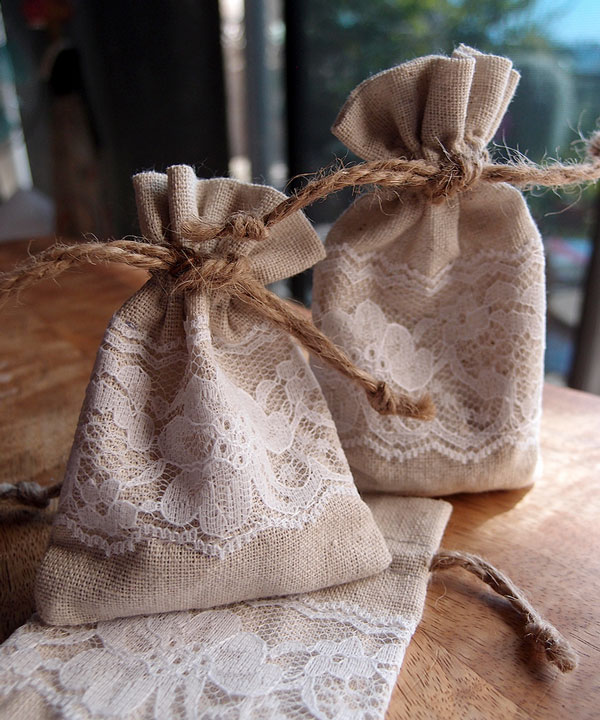 Linen Bags with Lace - 3" x 5"