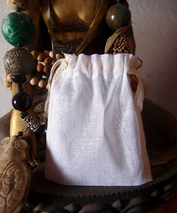 Natural Muslin Bags with Ivory Serged Edge 3x4 - 3" x 4"